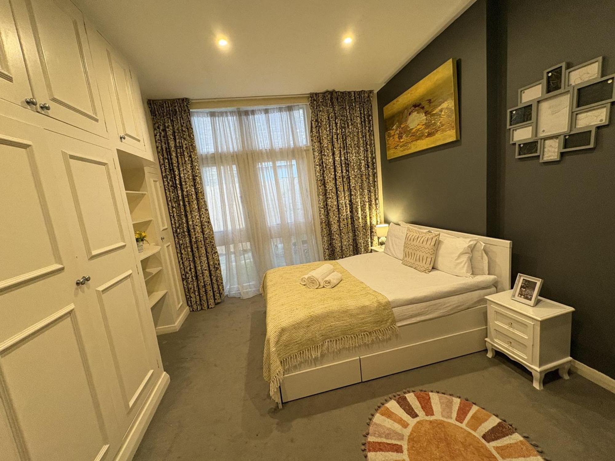 Appartement 5 Bedroom 4 Bathroom 1 Reception House In Marylebone W1 Londres